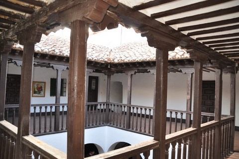 Patio de la Casa de Los Estudios